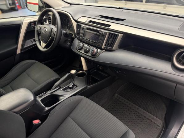 Toyota RAV4 IV (XA40) с пробегом 2013 года, цена 1 770 000 рублей, 209472 км, внедорожник, Автокод Объявления