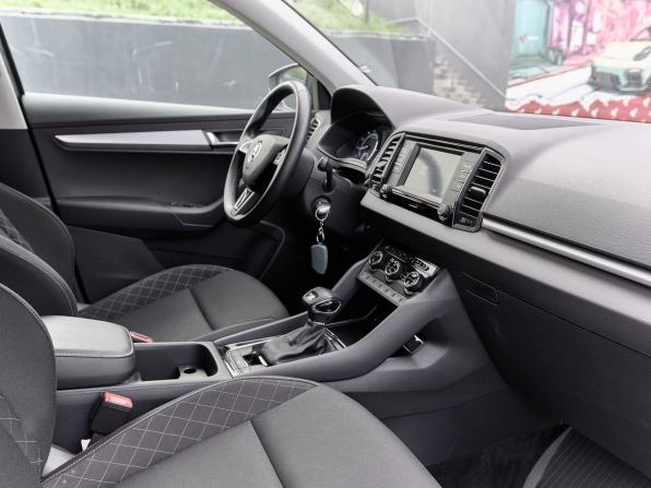 Skoda Karoq I с пробегом 2020 года, цена 2 412 000 рублей, 73620 км, внедорожник, Автокод Объявления