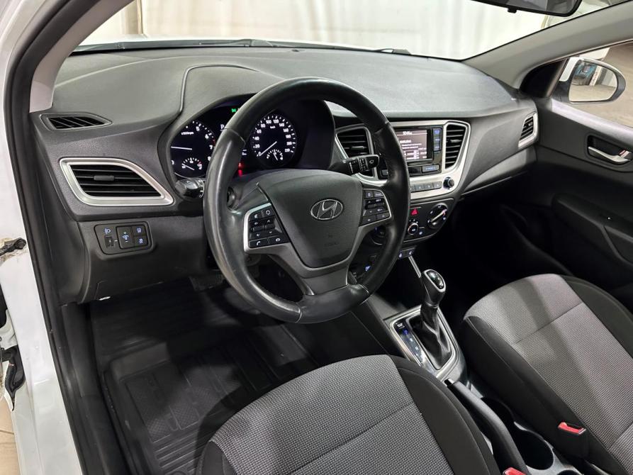 Hyundai Solaris II Курск  - изображение 19