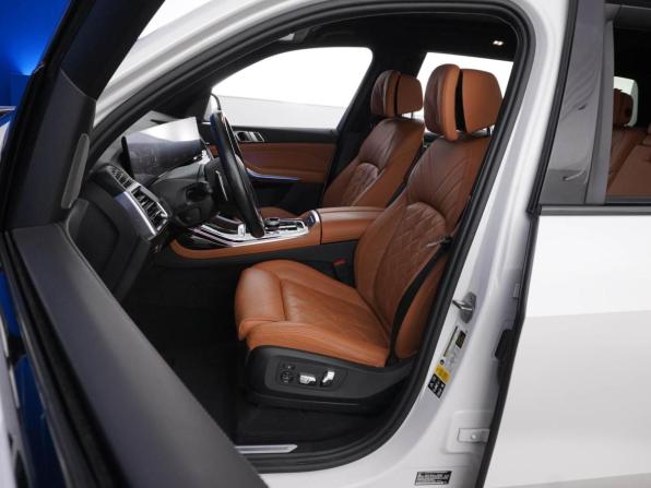 BMW X7 I (G07) Рестайлинг с пробегом 2022 года, цена 10 799 999 рублей, 40586 км, внедорожник, Автокод Объявления
