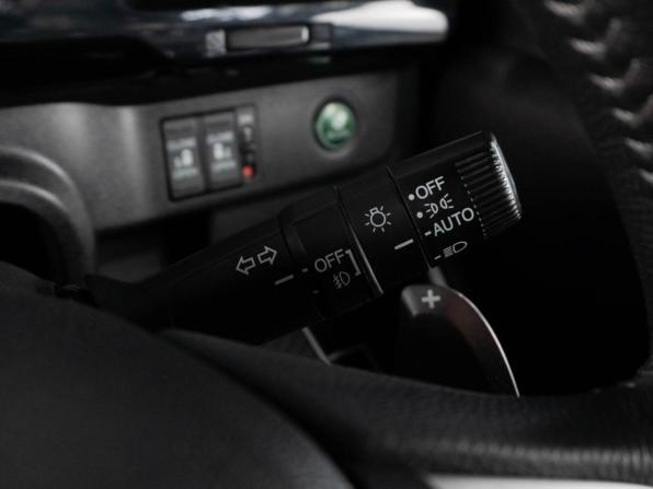 Honda Stepwgn V Рестайлинг с пробегом 2020 года, цена 2 650 000 рублей, 63971 км, минивэн, Автокод Объявления