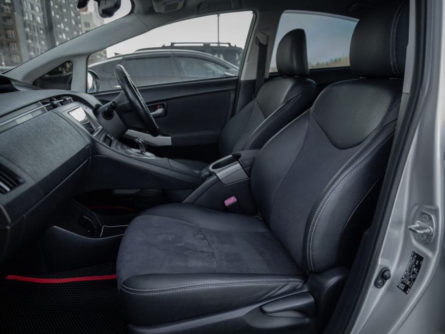 Toyota Prius III Рестайлинг (XW30) Тюмень  - изображение 6