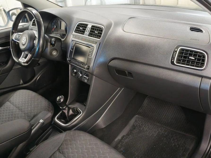 Volkswagen Polo V Рестайлинг Ярославль  - изображение 11