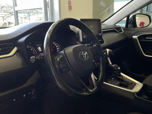 Toyota RAV4 V (XA50) с пробегом 2020 года, цена 2 430 000 рублей, 235000 км, внедорожник, Автокод Объявления
