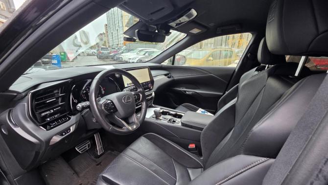 Lexus RX V с пробегом 2022 года, цена 6 989 000 рублей, 43000 км, внедорожник, Автокод Объявления