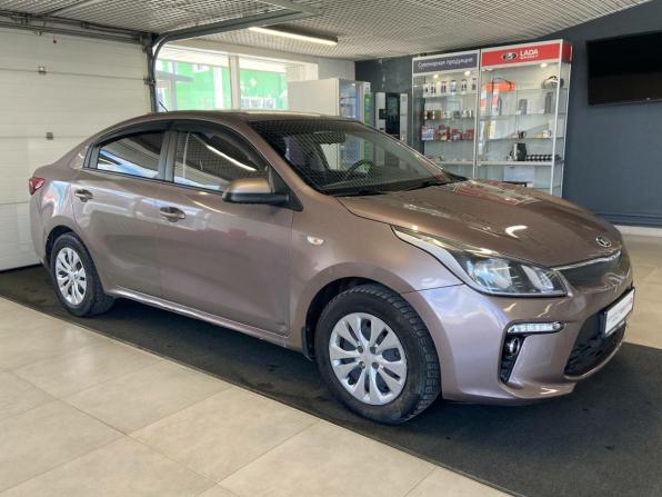Kia Rio IV с пробегом 2018 года, цена 1 086 674 рубля, 155000 км, седан, Автокод Объявления