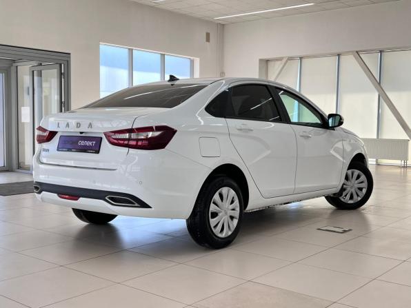 Lada (ВАЗ) Vesta I Рестайлинг (NG) с пробегом 2024 года, цена 1 495 000 рублей, 5256 км, седан, Автокод Объявления