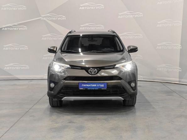 Toyota RAV4 IV (XA40) Рестайлинг с пробегом 2017 года, цена 2 500 000 рублей, 194000 км, внедорожник, Автокод Объявления