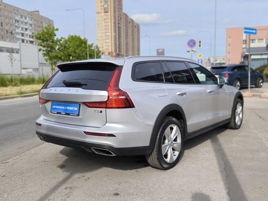 Volvo V60 Cross Country II Санкт-Петербург  - изображение 4