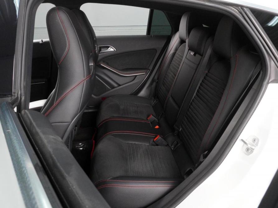 Mercedes-Benz CLA I (C117 X117) Рестайлинг Минеральные Воды  - изображение 7