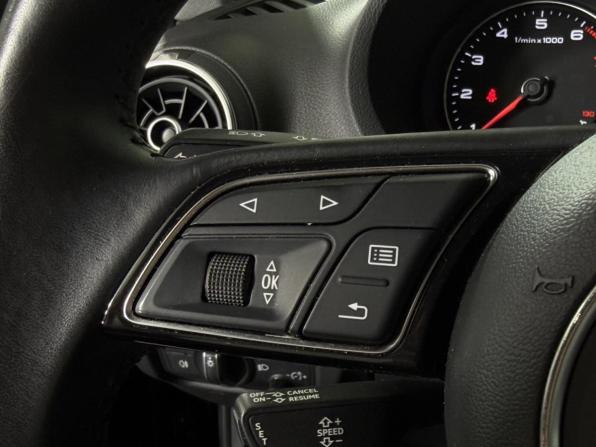 Audi A3 III (8V) Рестайлинг с пробегом 2020 года, цена 2 115 000 рублей, 70205 км, седан, Автокод Объявления