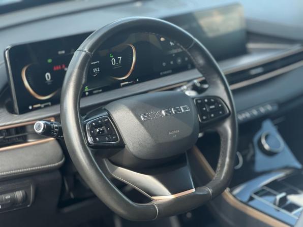 Exeed LX I Рестайлинг с пробегом 2023 года, цена 1 829 000 рублей, 102000 км, внедорожник, Автокод Объявления