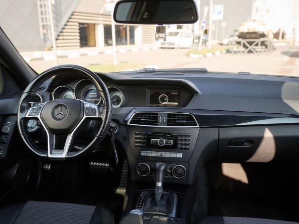 Mercedes-Benz C-Класс III (W204) Рестайлинг с пробегом 2013 года, цена 1 540 000 рублей, 199328 км, седан, Автокод Объявления