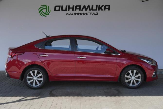 Hyundai Solaris II с пробегом 2017 года, цена 1 390 000 рублей, 139000 км, седан, Автокод Объявления