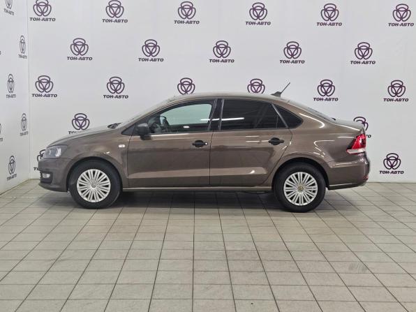 Volkswagen Polo V Рестайлинг с пробегом 2017 года, цена 855 000 рублей, 210848 км, седан, Автокод Объявления
