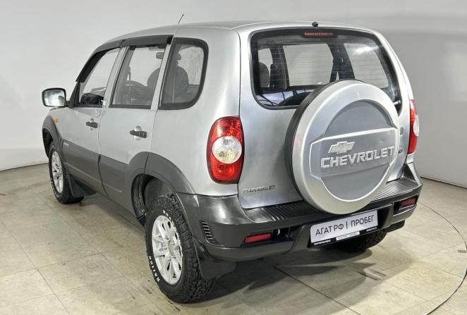 Chevrolet Niva I Рестайлинг с пробегом 2009 года, цена 415 000 рублей, 180842 км, внедорожник, Автокод Объявления