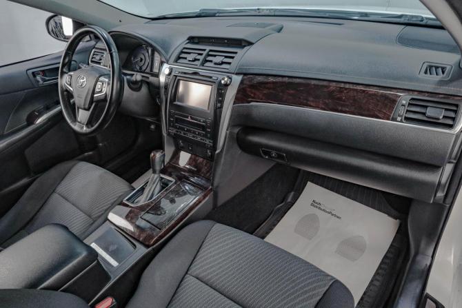 Toyota Camry VII (XV50) Рестайлинг с пробегом 2017 года, цена 1 969 000 рублей, 113000 км, седан, Автокод Объявления