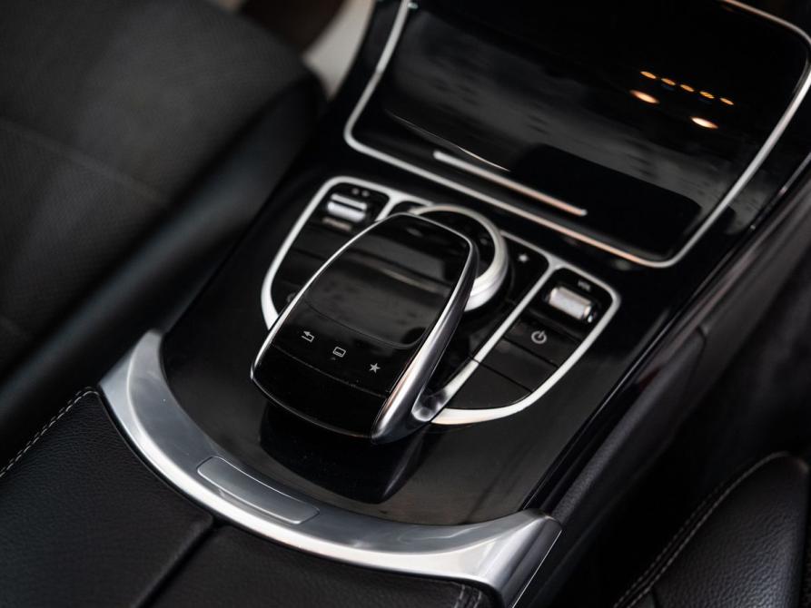 Mercedes-Benz C-Класс IV (W205) Иркутск  - изображение 16