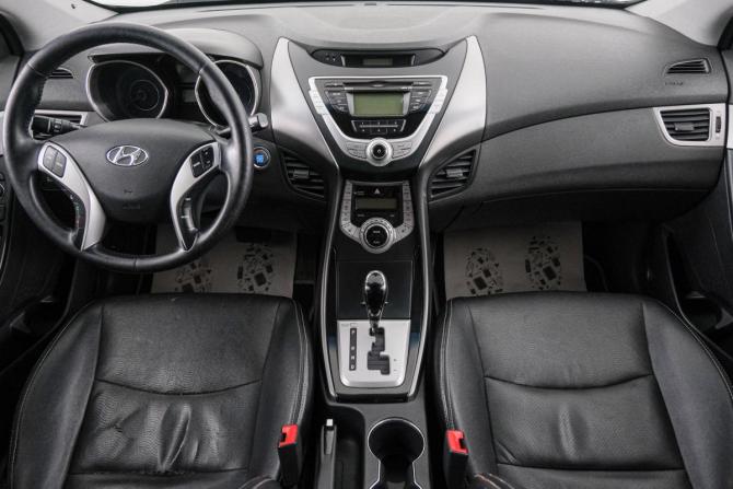 Hyundai Avante V с пробегом 2011 года, цена 949 000 рублей, 181000 км, седан, Автокод Объявления