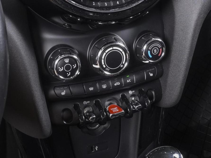 Mini Hatch III (F55/F56) Рестайлинг Ростов-на-Дону  - изображение 11