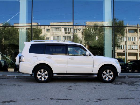 Mitsubishi Pajero IV с пробегом 2010 года, цена 1 765 000 рублей, 200815 км, внедорожник, Автокод Объявления