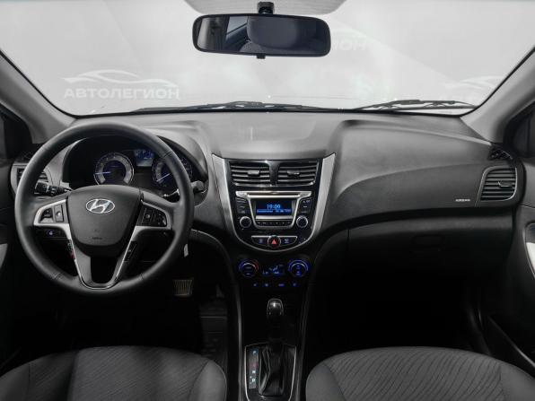 Hyundai Solaris I Рестайлинг с пробегом 2015 года, цена 1 050 000 рублей, 178171 км, седан, Автокод Объявления