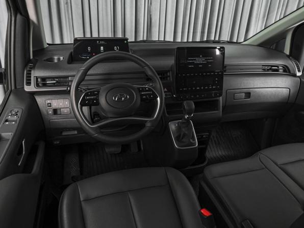 Hyundai Staria I с пробегом 2023 года, цена 5 989 000 рублей, 2033 км, минивэн, Автокод Объявления
