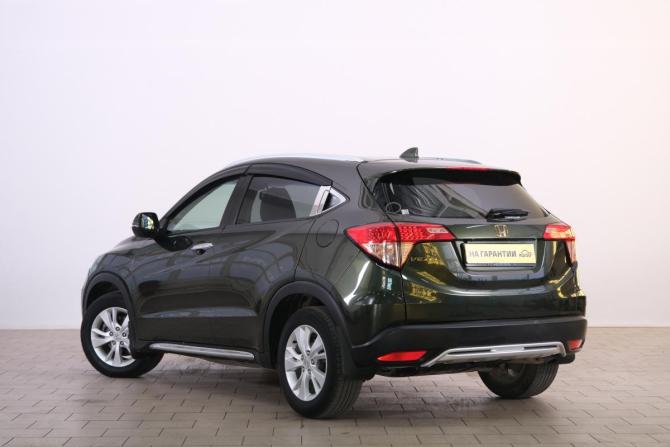 Honda Vezel I с пробегом 2016 года, цена 1 749 000 рублей, 120000 км, внедорожник, Автокод Объявления