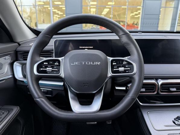 JETOUR X70+ I Рестайлинг с пробегом 2023 года, цена 2 300 000 рублей, 24400 км, внедорожник, Автокод Объявления