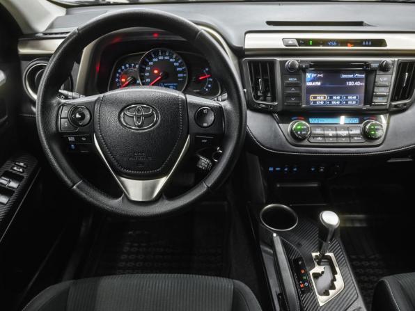 Toyota RAV4 IV (XA40) с пробегом 2013 года, цена 2 769 000 рублей, 196223 км, внедорожник, Автокод Объявления