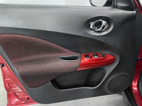 Nissan Juke I с пробегом 2012 года, цена 1 260 000 рублей, 152408 км, внедорожник, Автокод Объявления