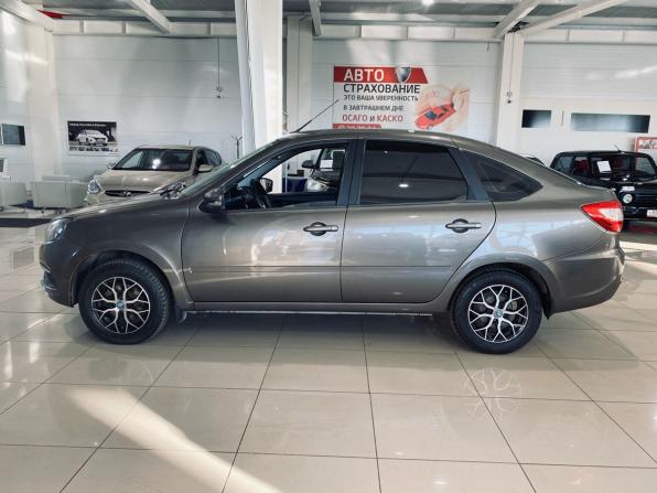 Lada (ВАЗ) Granta I Рестайлинг с пробегом 2022 года, цена 760 000 рублей, 97000 км, лифтбек, Автокод Объявления