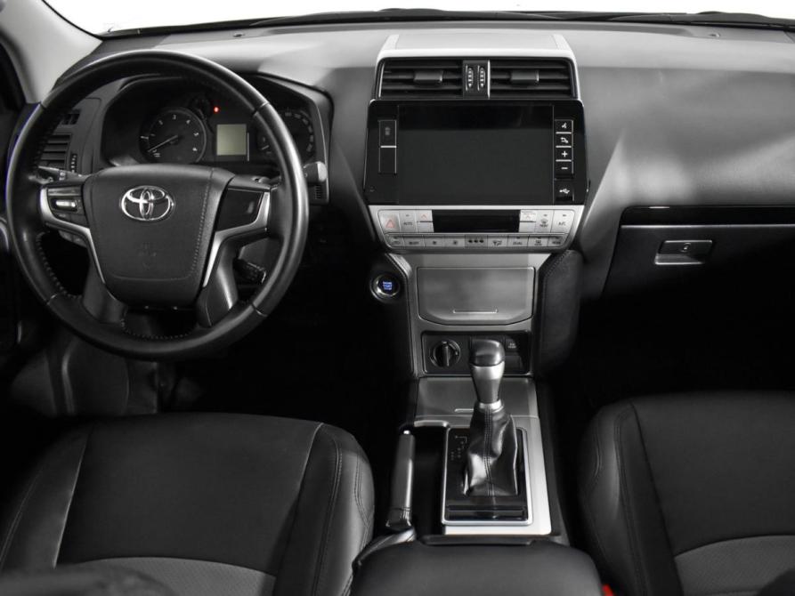 Toyota Land Cruiser Prado 150 Series Рестайлинг 3 Санкт-Петербург  - изображение 17