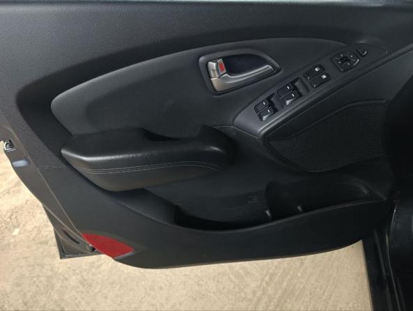 Hyundai ix35 I с пробегом 2010 года, цена 1 099 000 рублей, 143000 км, внедорожник, Автокод Объявления