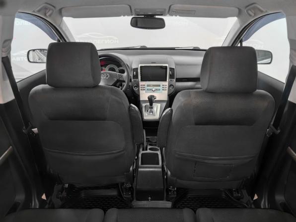 Toyota Corolla Verso I Рестайлинг с пробегом 2006 года, цена 800 000 рублей, 290909 км, компактвэн, Автокод Объявления