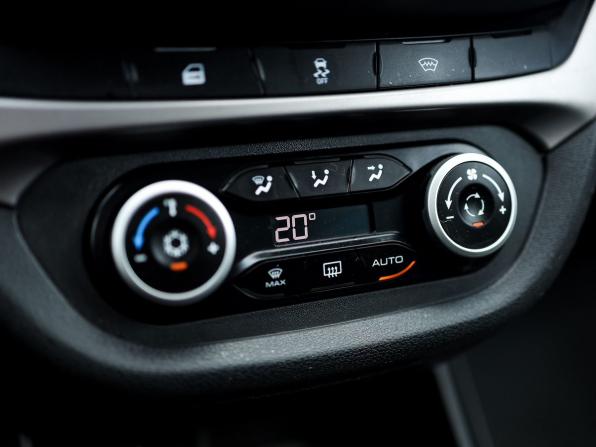 Lada (ВАЗ) Vesta I с пробегом 2019 года, цена 969 000 рублей, 72691 км, седан, Автокод Объявления