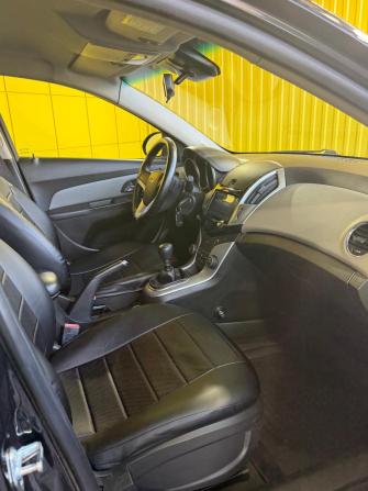 Chevrolet Cruze I Рестайлинг с пробегом 2013 года, цена 630 000 рублей, 240000 км, хэтчбек, Автокод Объявления