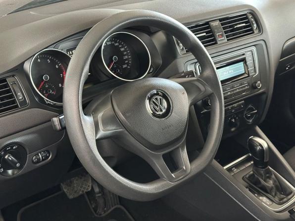 Volkswagen Jetta VI Рестайлинг с пробегом 2015 года, цена 1 049 000 рублей, 225547 км, седан, Автокод Объявления