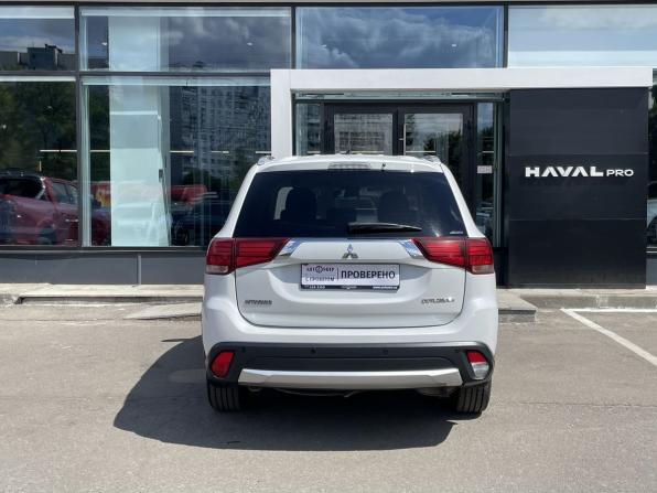 Mitsubishi Outlander III Рестайлинг 2 с пробегом 2016 года, цена 1 599 000 рублей, 238804 км, внедорожник, Автокод Объявления