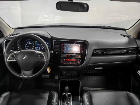 Mitsubishi Outlander III Рестайлинг 3 с пробегом 2019 года, цена 2 200 000 рублей, 174066 км, внедорожник, Автокод Объявления