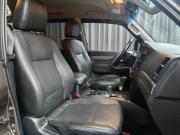 Mitsubishi Pajero IV Рестайлинг 1 Москва  - изображение 33