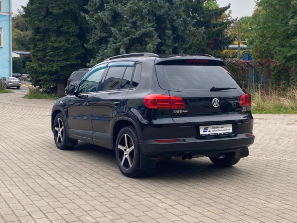 Volkswagen Tiguan I Рестайлинг с пробегом 2012 года, цена 650 000 рублей, 242000 км, внедорожник, Автокод Объявления