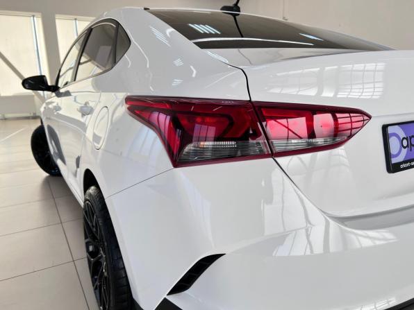 Hyundai Solaris II Рестайлинг с пробегом 2021 года, цена 1 550 000 рублей, 94677 км, седан, Автокод Объявления