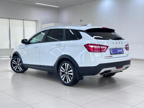 Lada (ВАЗ) Vesta I с пробегом 2018 года, цена 1 050 000 рублей, 130000 км, универсал, Автокод Объявления