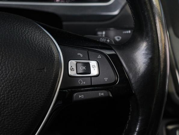 Volkswagen Tiguan II с пробегом 2017 года, цена 2 690 000 рублей, 75706 км, внедорожник, Автокод Объявления