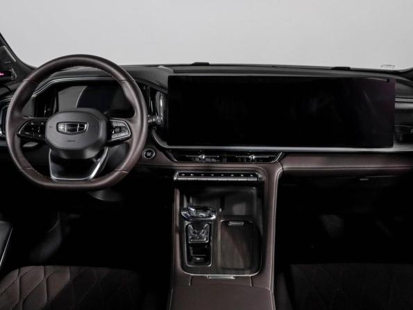 Geely Monjaro I Рестайлинг 2 с пробегом 2025 года, цена 4 199 000 рублей, 15683 км, внедорожник, Автокод Объявления