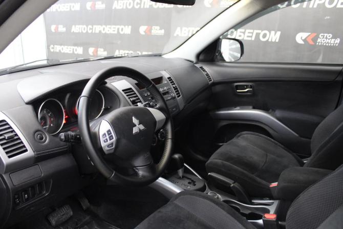 Mitsubishi Outlander II Рестайлинг с пробегом 2010 года, цена 1 268 000 рублей, 172000 км, внедорожник, Автокод Объявления