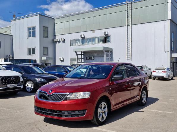 Skoda Rapid I с пробегом 2015 года, цена 767 000 рублей, 215092 км, лифтбек, Автокод Объявления