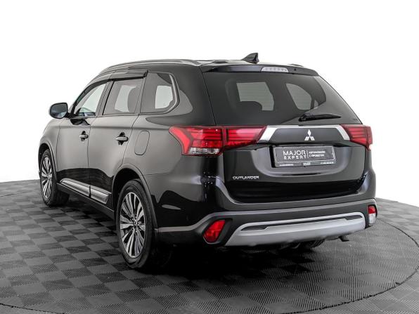 Mitsubishi Outlander III Рестайлинг 3 с пробегом 2020 года, цена 2 790 000 рублей, 54719 км, внедорожник, Автокод Объявления