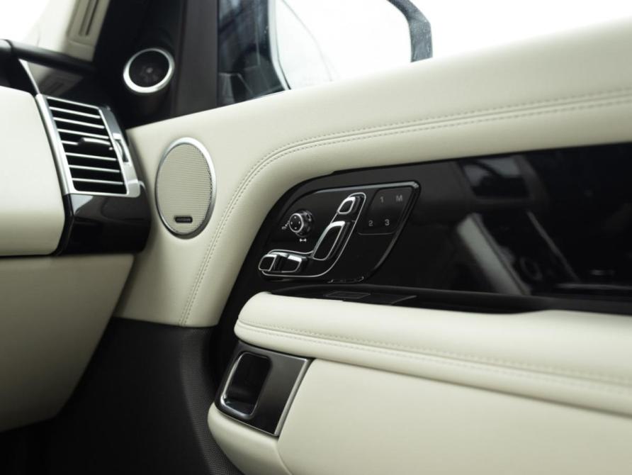 Land Rover Range Rover IV Рестайлинг Санкт-Петербург  - изображение 24